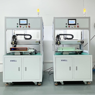 Machine automatique latérale simple de soudage par points de batterie d'EV pour 18650 26650 21700 32650