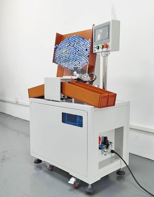 Trieuse cylindrique automatique de batterie de 5 canaux pour la fabrication d'emballage de batterie