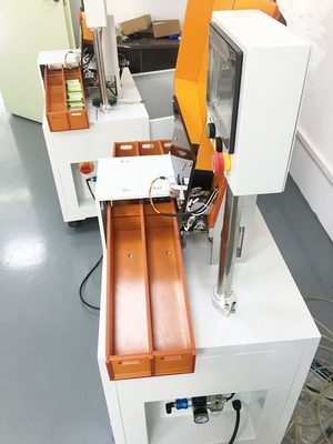 Trieuse de cellules au lithium de trieuse de batterie cylindrique automatique à 5 canaux
