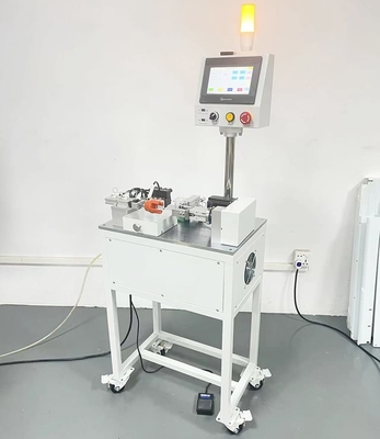 Machine de démontage de haute précision de séparation pour cellule cylindrique 18650/21700/26650/32650