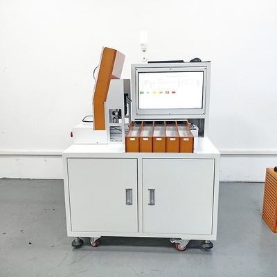 Machine de tri automatique de cellules de batterie à cylindre à 5 canaux pour emballage au lithium