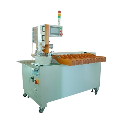 Lithium Ion Battery Cell Sorting Machine 11 canaux pour l'appareil de contrôle de batterie d'ordinateur portable
