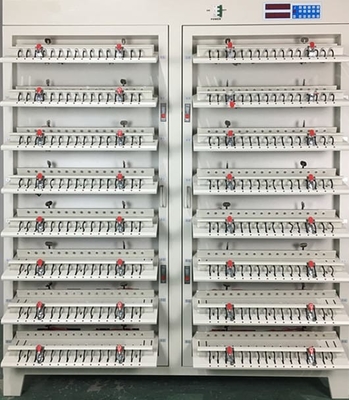 appareil de contrôle de la batterie 5v 18650 chargeant déchargeant 3A Constant Current