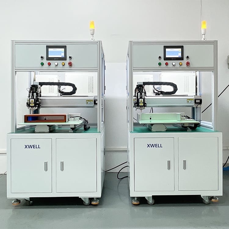 Machine automatique latérale simple de soudage par points de batterie d'EV pour 18650 26650 21700 32650