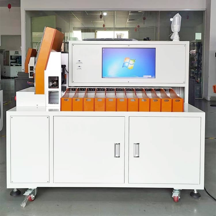 18650 26650 32650 la Manche d'Ion Battery Sorting Machine Automatic 11 de lithium de cylindre