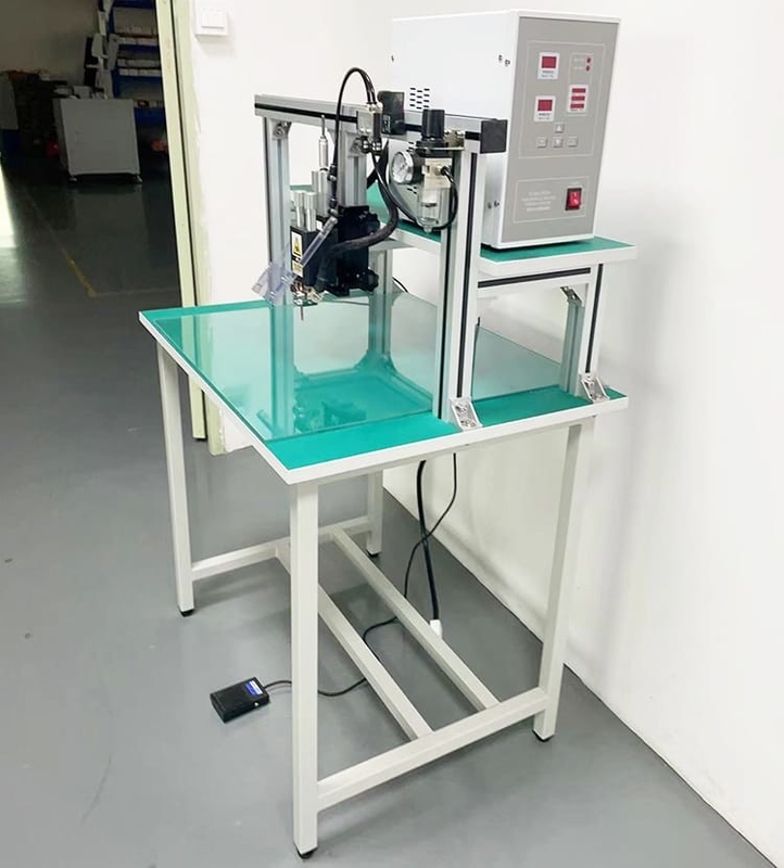 Machine manuelle de soudage par points de portique de Tableau de pédale de pied pour la batterie 21700 26650 32700 18650