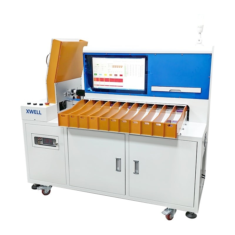 Utilisation universelle 11 canaux 18650/26650/21700/32650 Machine de tri des cellules
