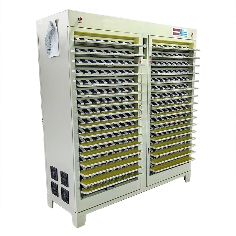 Testeur de tension et de courant de cellule de batterie Testeur de charge et de décharge Machine de classement de cellule de lithium pour cellule de poche