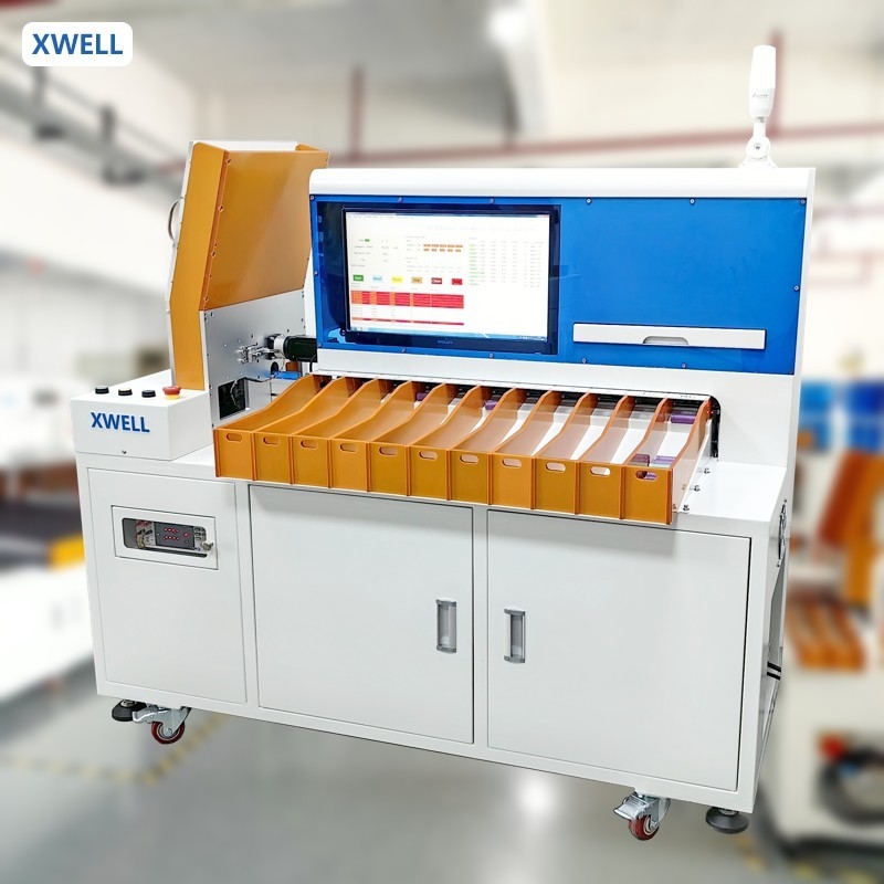 Machine de tri automatique de la batterie à 11 canaux pour coller des cellules cylindriques