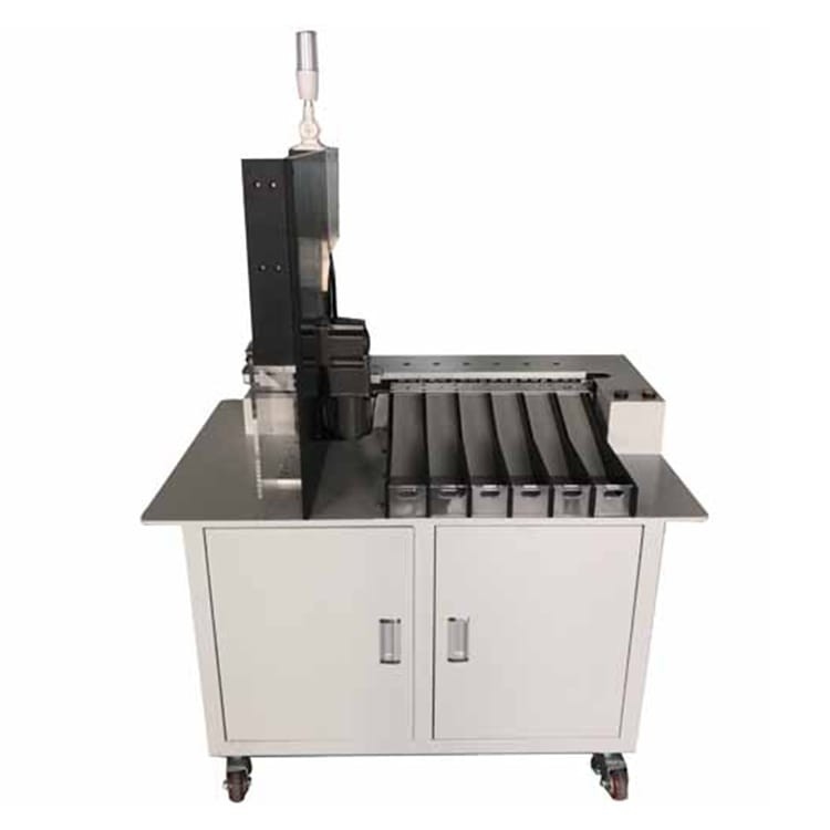 Machine d'essai de trieuse de cellules de batterie de 6 canaux pour 18650 26650 32650