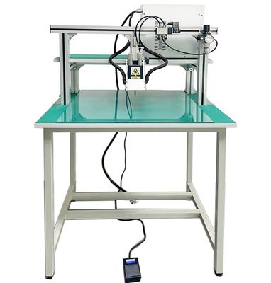 Bon prix 18650 soudeuse manuelle de tache de machine de soudure d'électrode de paquet de batterie de portique de 21700 cellules en ligne