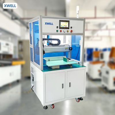 Bon prix Machine de soudage automatique à piles à un seul côté 5000A/8000A pour soudage de batteries cylindriques en ligne