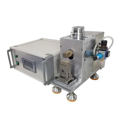 Bon prix La machine de soudure cylindrique de cellules de batterie, 4500W nickellent la soudeuse de tache de bande en ligne